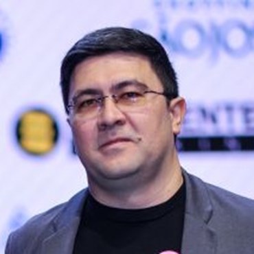 Carlos Nakano Jr.